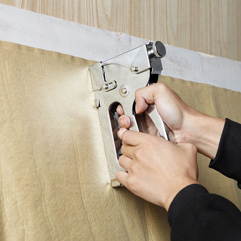 DEKTON HEAVY DUTY STAPLE GUN INDUSTRIAL Dekton Tools